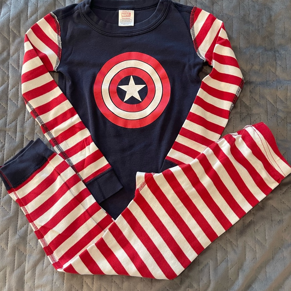 Hanna Andersson Captain America long johns size 110(5)